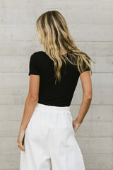 Scoop Neck Tee in Black