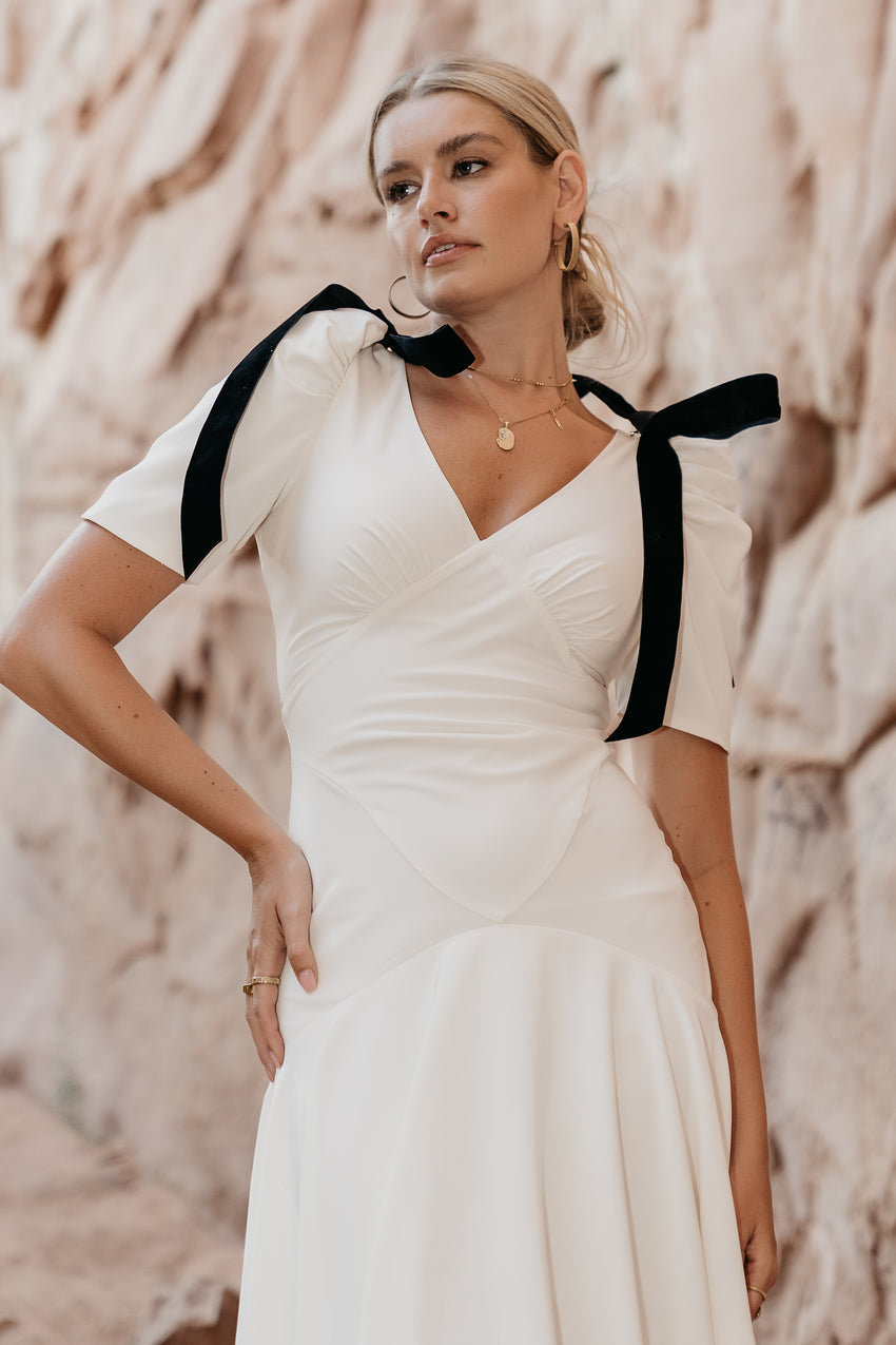 Nellie Drop Waist Maxi Dress In Cream