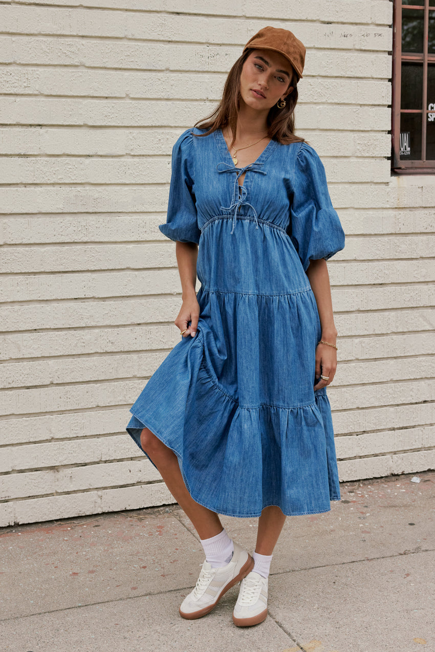 Nadia Midi Dress in Light Wash